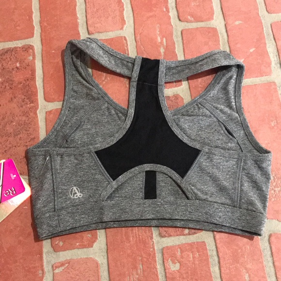 Nordstrom’s Women’s Razorback Sports Bra Xs,S,M,L - Picture 4 of 5